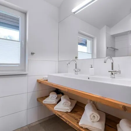 Haus Schnoell Family Xl Holiday home Mittersill