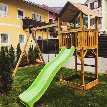 Haus Schnoell Family Xl